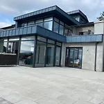Bayview 2-bedroom Ground Floor Apartamento *