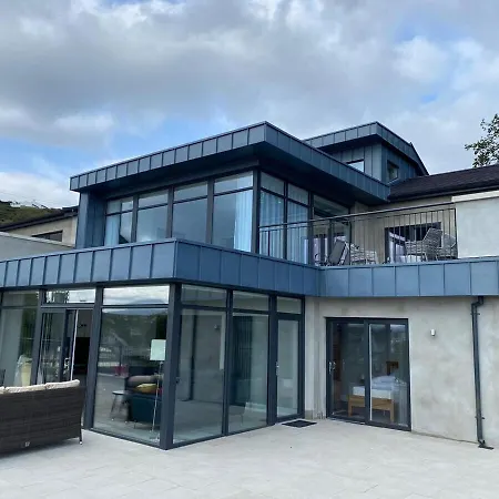 Semesterbostad Bayview Luxury 2 Bedroom Ground Floor Downings